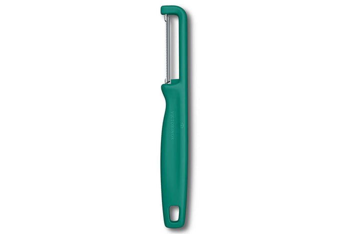 Eplucheur Victorinox Iota à lame dentée et manche vert