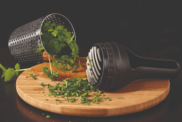 Infuseur à herbes aromatiques Rosle avec hachoir en acier inoxydable