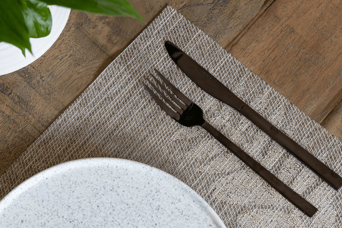 Ménagère 16 couverts Mikasa Ciara Diseno en acier inox noir