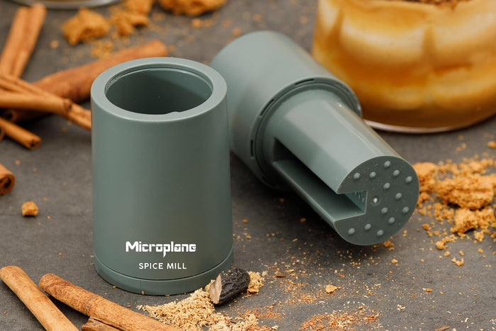 Moulin à épices Microplane 2-en-1 Vert Eucalyptus