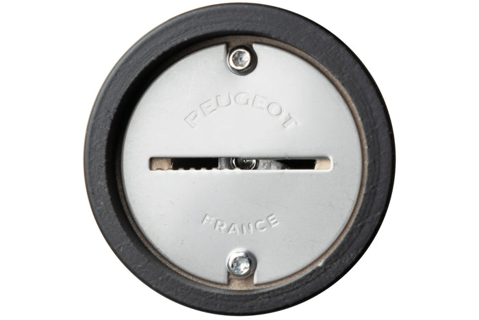 Moulin à muscade à manivelle Peugeot Isen en inox et bois de hêtre noir mat 15cm