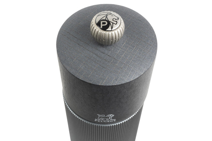 Moulin à poivre manuel Peugeot Line Carbone en bois et aluminium 22cm