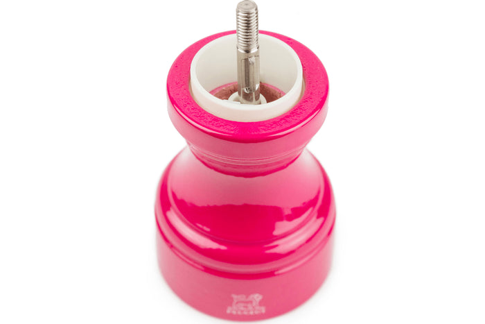 Moulin à sel sec manuel Peugeot Bistro en bois de hêtre laqué rose bonbon 10cm