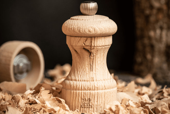 Moulin à sel sec manuel Peugeot Bistro Nature en bois recyclé 10cm