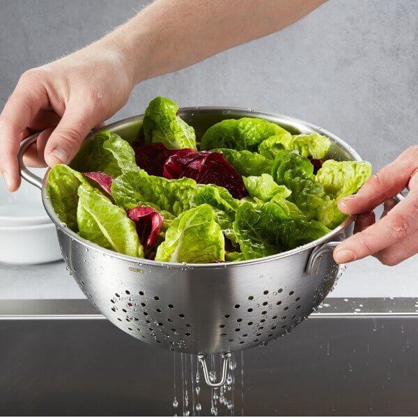 Passoire Gefu Colino 24cm en acier inox + 3 pieds