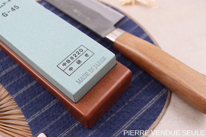 Pierre à aiguiser japonaise King Home Stone grains 220 avec support