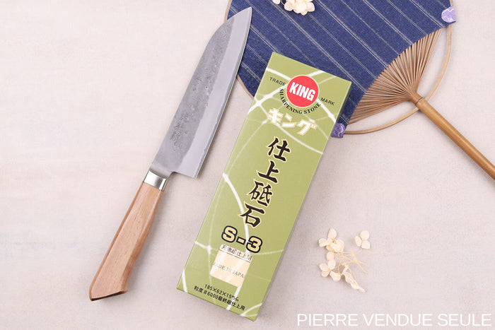 Pierre à aiguiser japonaise King S-3 grains 6000 + socle