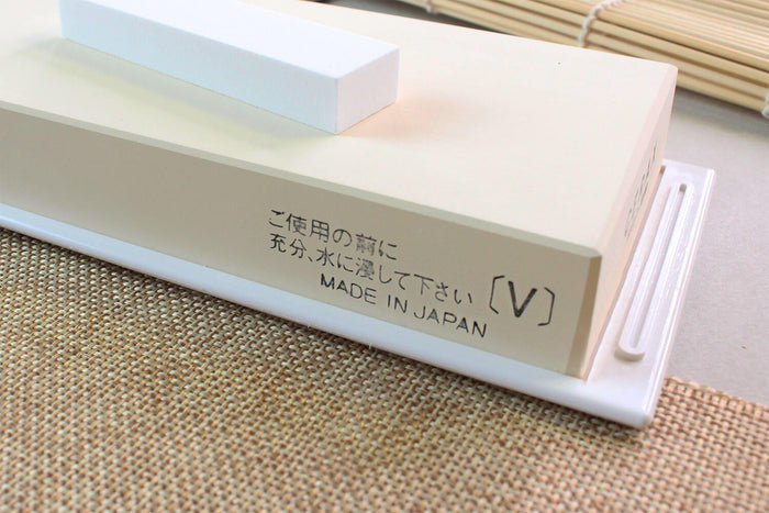 Pierre à aiguiser japonaise Suehiro Cerax céramique grains 3000 sur socle - Taille L