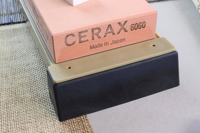 Pierre à aiguiser japonaise Suehiro Cerax céramique grains 6000