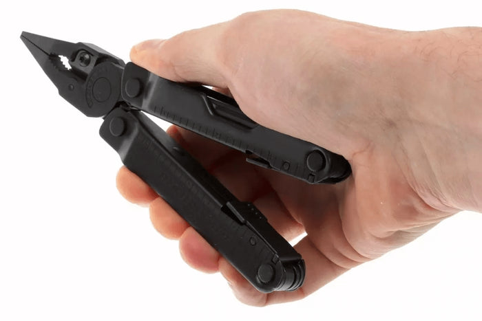 Pince multifonction Leatherman Rebar Black 831563 17 fonctions + étui nylon
