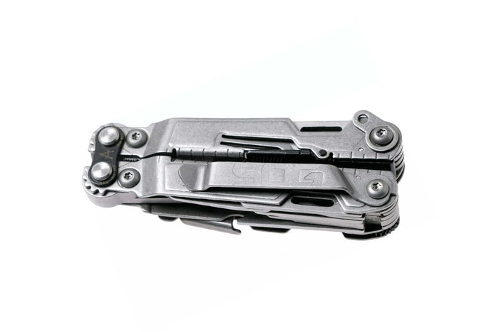 Pince multifonction SOG Powerlitre SGPL1001 17 pièces manche en acier 12,7cm
