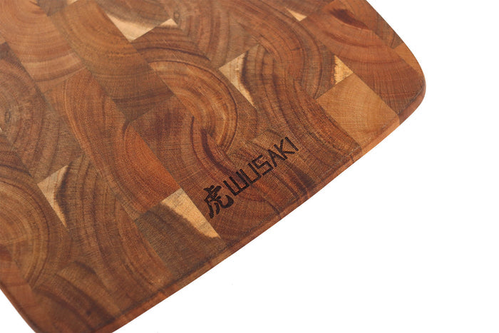Planche à découper Wusaki en bois d'acacia damier 35 x 24 x 2cm