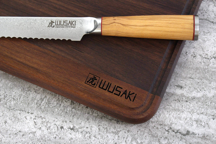Planche à découper Wusaki en bois de noyer avec rigole - 40 x 30 x 1,9 cm