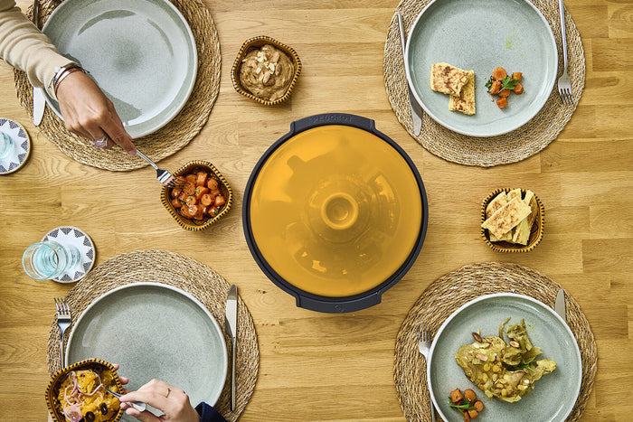 Plat à tajine Peugeot Atlas en céramique jaune safran diamètre 30cm