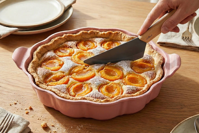 Plat à tarte Cookut Le Formidable avec coupe-tarte guimauve