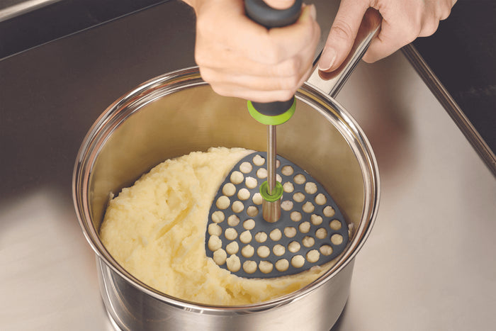 Presse-purée pliable Joseph Joseph Delta en polymère