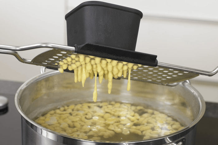 Rabot à spätzle Rösle en acier inoxydable