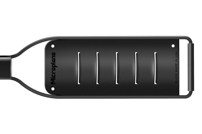Râpe coupe large Microplane Black Sheep en acier inoxydable