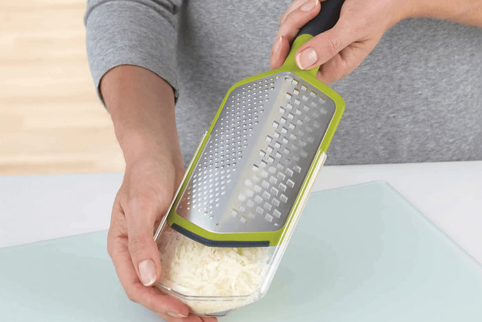 Râpe Joseph Joseph Twist Grater double lames grains épais / grains fins vert