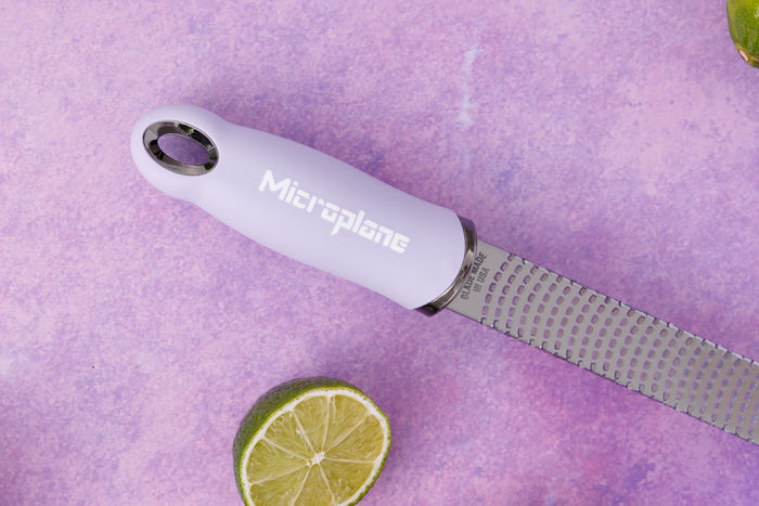 Râpe-Zesteur Microplane Premium Pop of Colour Fleur de Lavande - 20,3cm