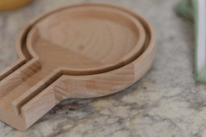 Repose-cuillère KitchenCraft Idilica en bois de hêtre 16,5 x 12,5 x 2cm
