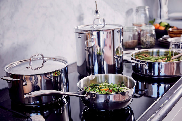 Sauteuse Beka Chef en inox avec couvercle 28cm