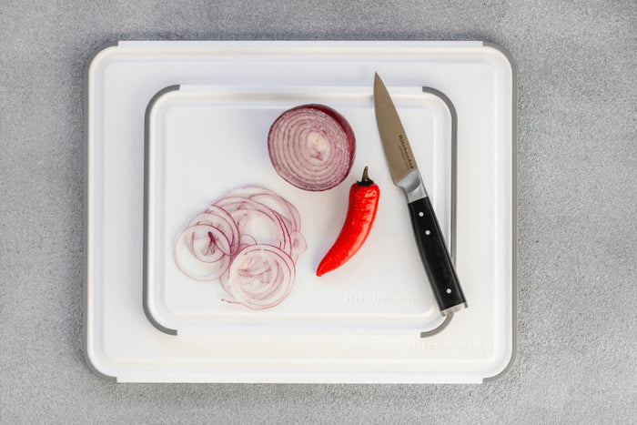 Set de 2 planches à découper anti-glisse Kitchen Aid réversibles en PP blanc