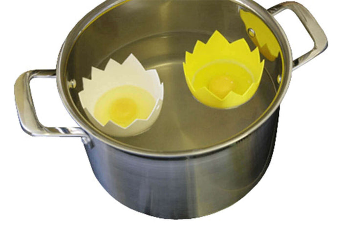 Set de 2 pocheuses à oeuf forme coquille silicone