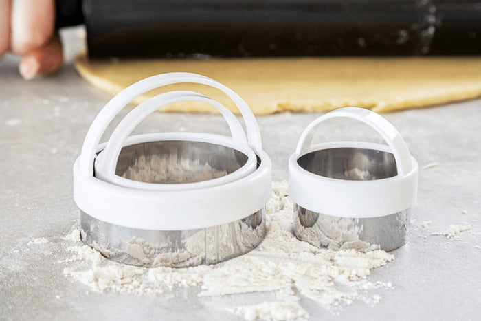 Set de 3 emporte-pièces ronds KitchenCraft en inox avec poignées