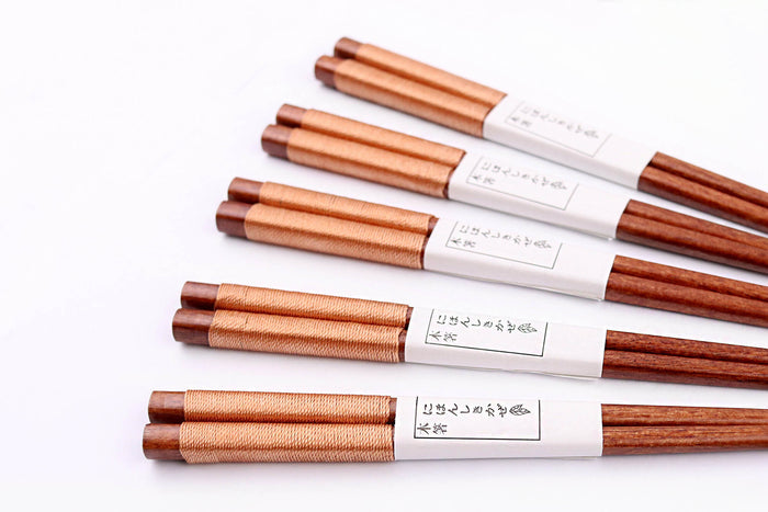 Set de 5 paires de baguettes chinoises Kutoyama en bois 23cm