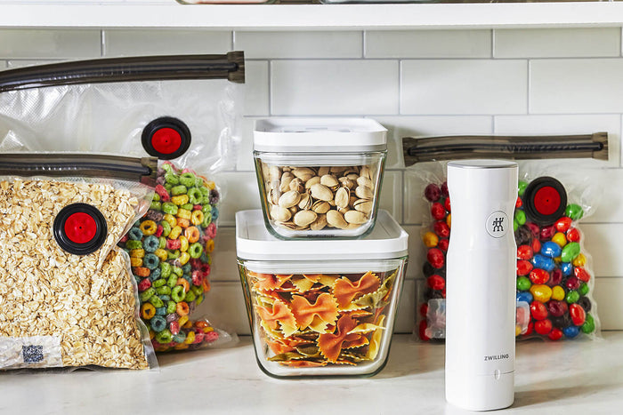 Set de démarrage Zwilling Fresh & Save 7 pièces M/L en verre 1 pompe à vide + 2 boîtes en verre + 4 sacs