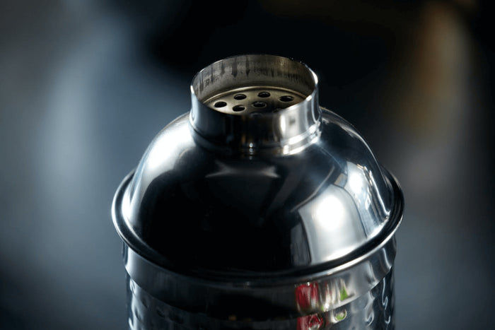 Shaker Cobbler à cocktail Barcraft en acier inoxydable martelé 700ml