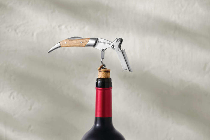 Tire-bouchon sommelier Le Creuset Premium en chêne véritable