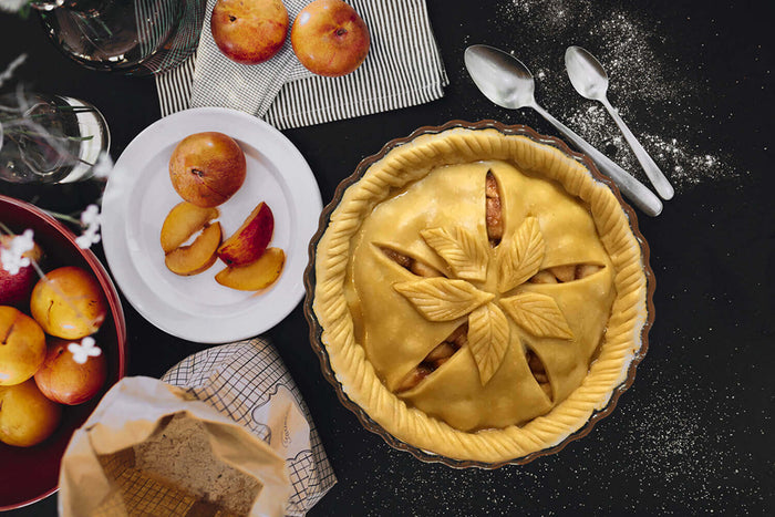 Tourtière haute cannelée Emile Henry 24cm en céramique - Grand Cru