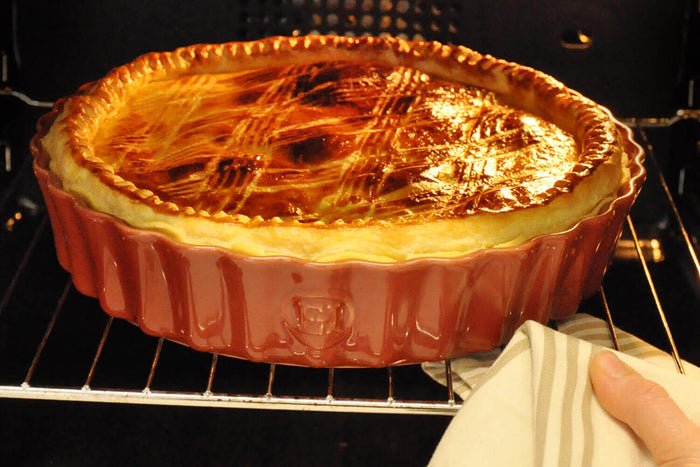 Tourtière haute cannelée Emile Henry 24cm en céramique - Grand Cru