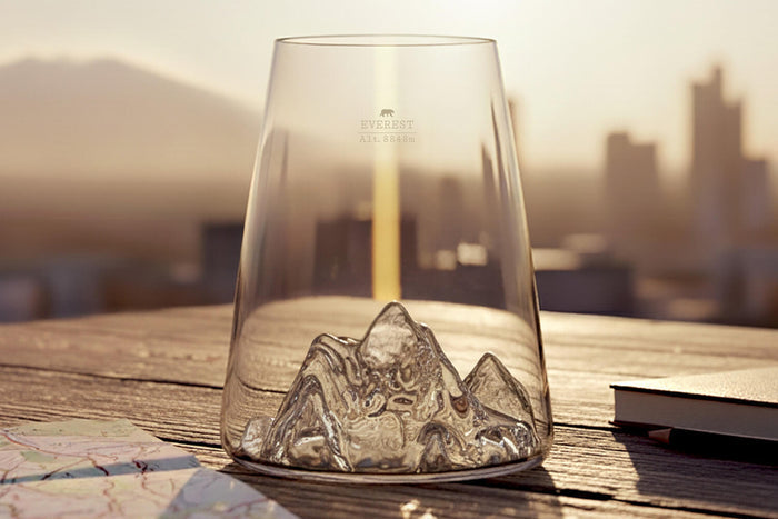 Verre à spiritueux long Alaskan Maker Topographic Mont Everest en verre critsallin