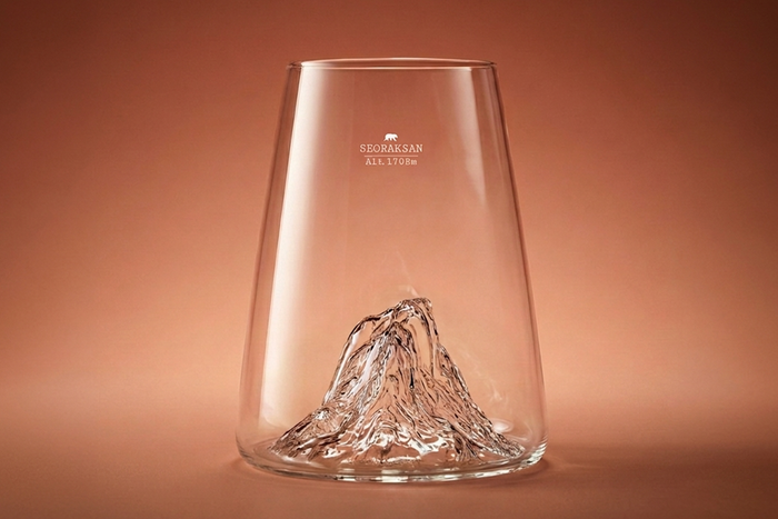 Verre à spiritueux long Alaskan Maker Topographic Seoraksan en verre cristallin