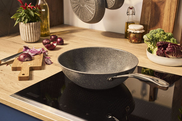 Wok antiadhésif Ballarini Salina 30cm en aluminium