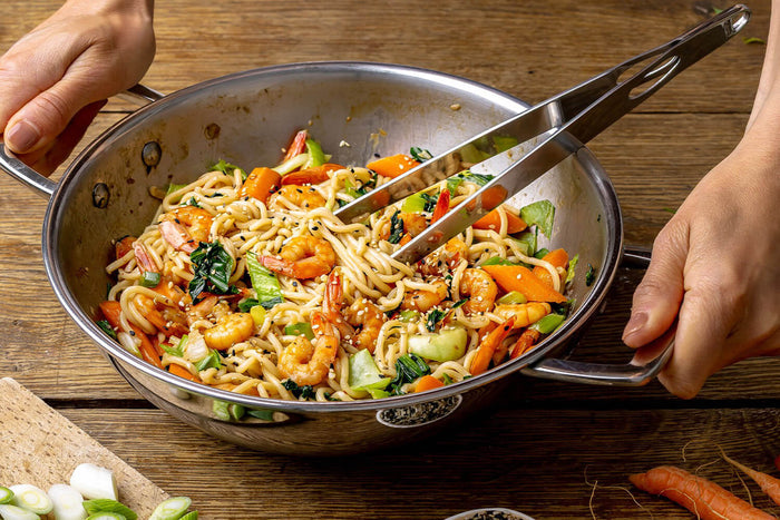 Wok Cristel Castel'Pro 28cm en acier inoxydable 18/10 3 ply 2 anses fixes avec couvercle